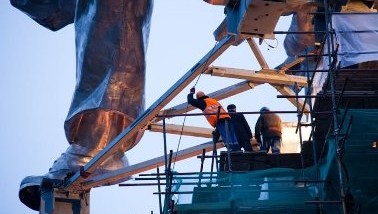 worker_and_kolkhoz_woman_45